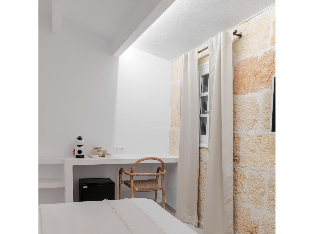 S'Enclova Petit Hotel Ciutadella  Extérieur photo